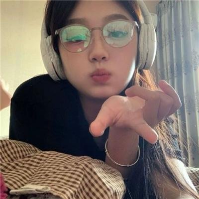 摇滚藏獒蓝色光芒